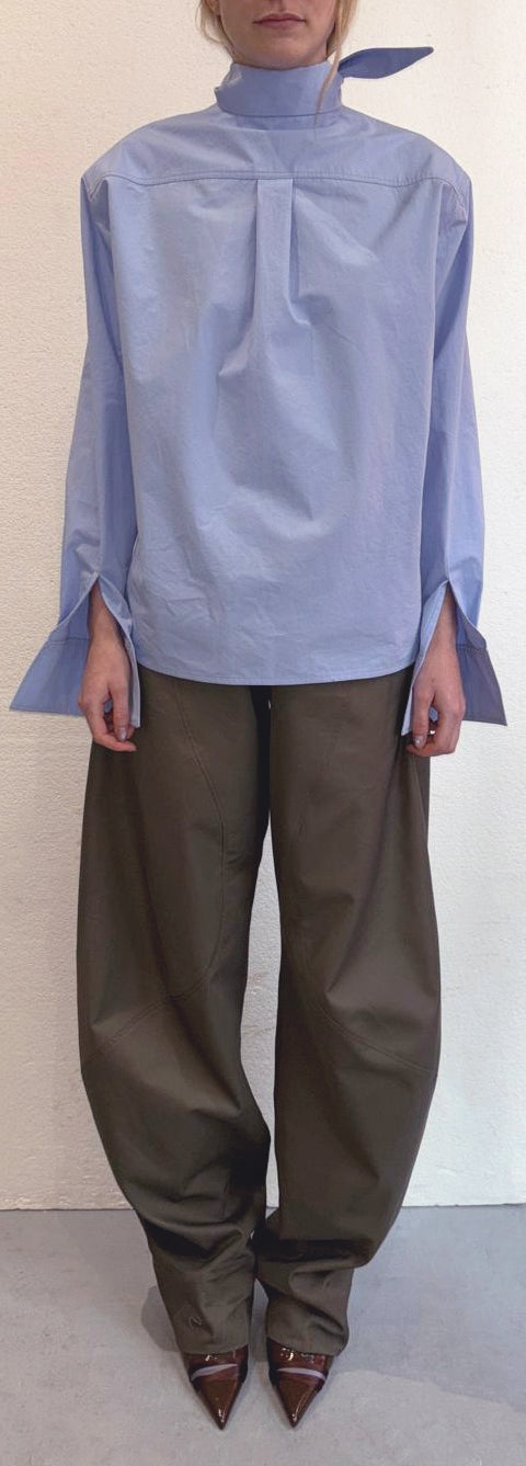 LISA - SIGNATURE SHIRT WITH BOW CLOSURE